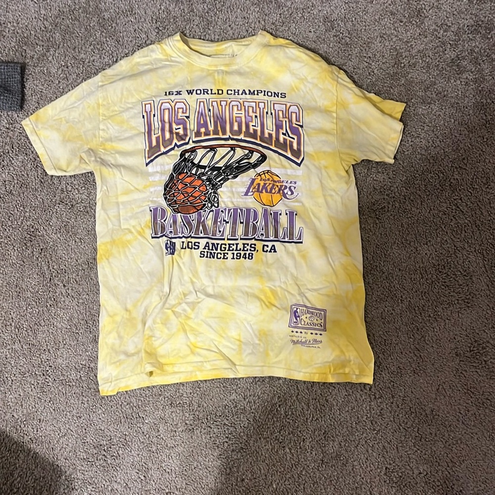 LA lakers graphic tee